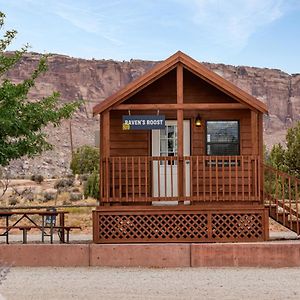 Basic Studio Cabin